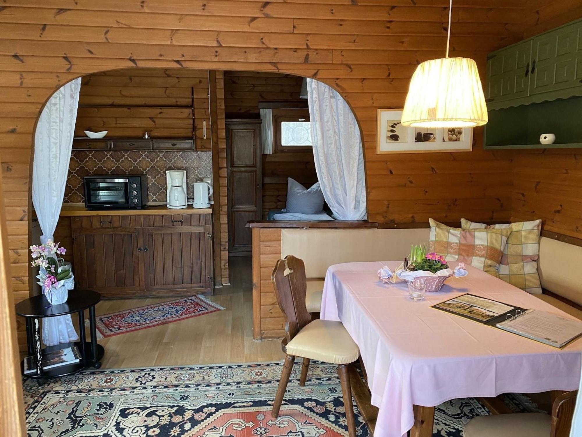 Cozy Holiday Home On A Horse Farm In The L Neburg Heath Eschede Экстерьер фото